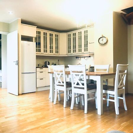 Cozy City Penthouse Apartment, Free Parking Tallinn Dış mekan fotoğraf