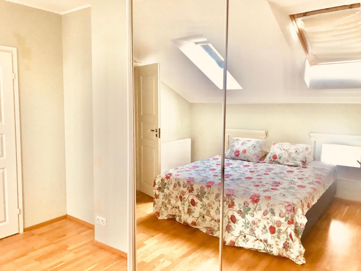 Cozy City Penthouse Apartment, Free Parking Tallinn Dış mekan fotoğraf