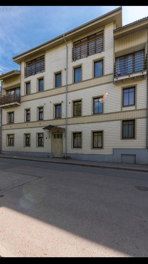Cozy City Penthouse Apartment, Free Parking Tallinn Dış mekan fotoğraf